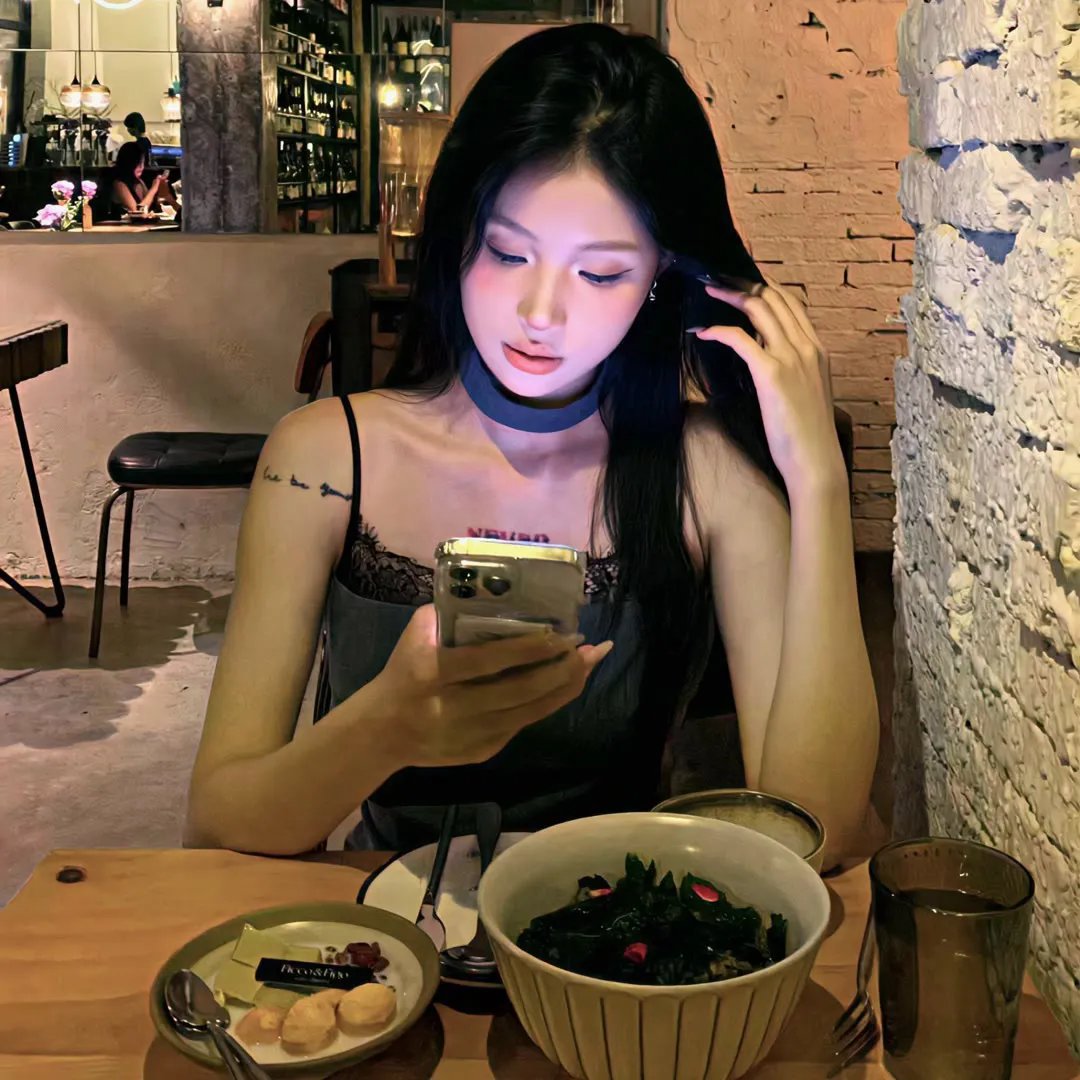 爬墙新娘年十八。